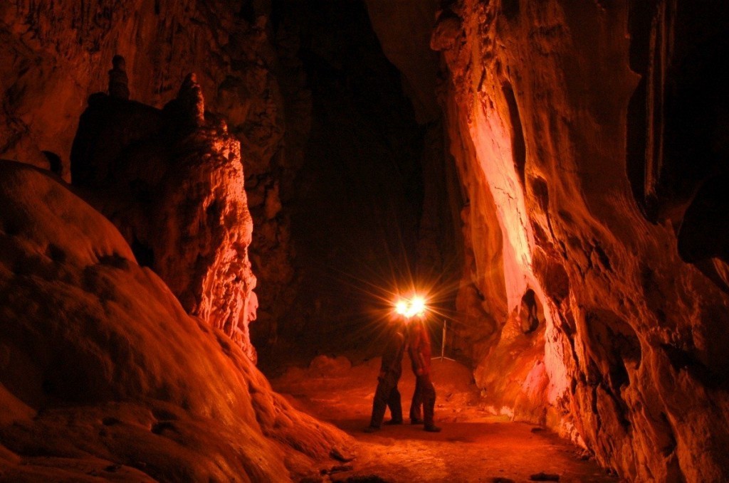 trekking caving mallorca