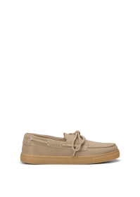 Boatshoe, dusty sand