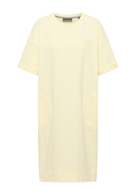 Zelia, Light Bright Yellow