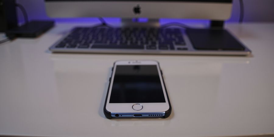 Can Friends See Your Data on Their Mobile Hotspot?