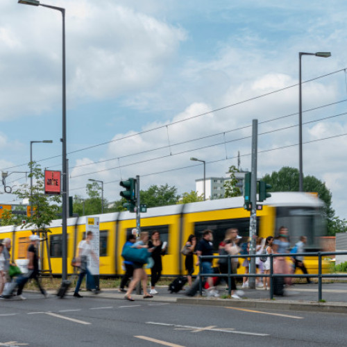 Liderii coaliției de guvernare din Germania au decis reducerea birocrației pentru muncitorii străini