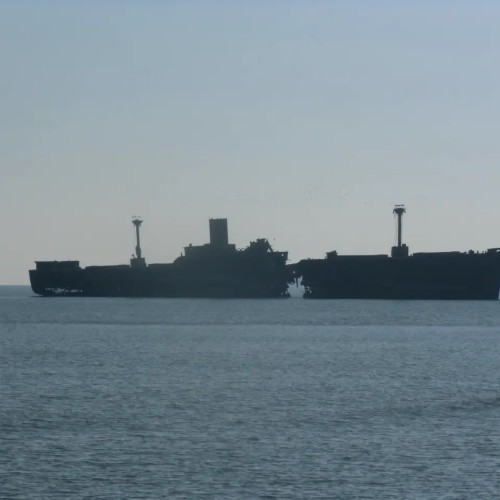 Pompierii au intervenit in Costinesti pentru salvarea unei persoane pe epava