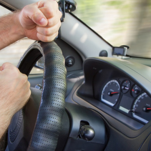 Șase bărbați arestați după un conflict rutier în Oradea