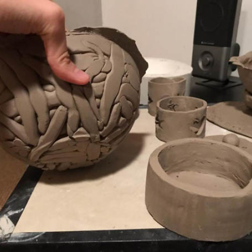 Artiști invitați la rezidență artistică de Aluniș Art Center