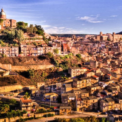 Agrigento se confruntă cu criză de apă, afectând turismul și agricultura