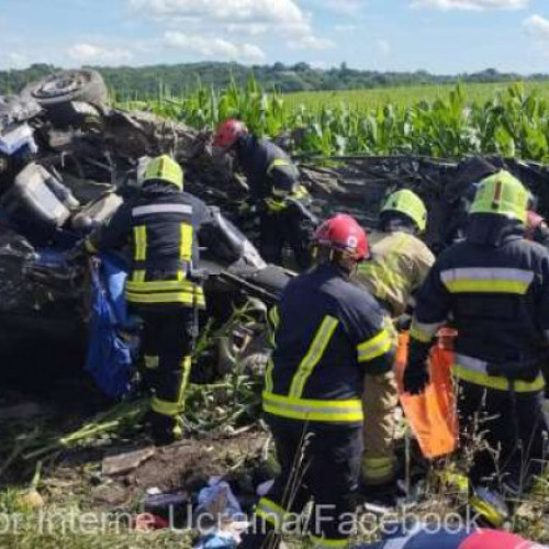 Accident rutier grav în nord-vestul Ucrainei: 14 morți, inclusiv un copil