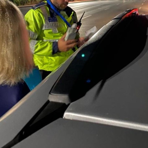 Tânără din Botoșani prinsă la volan sub influența alcoolului