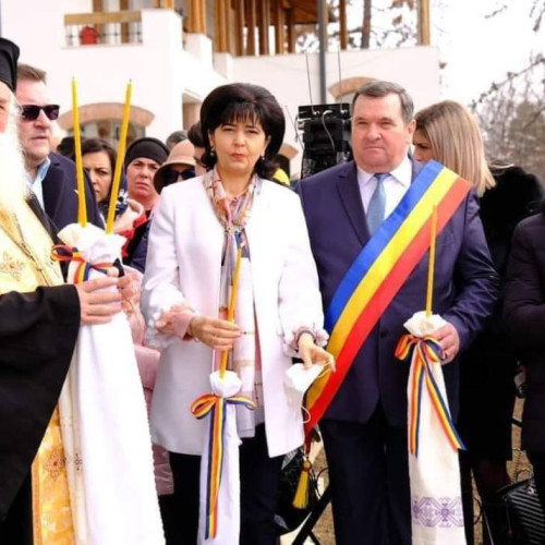 Reacțiile după decesul primarului Mircia Acatrinei