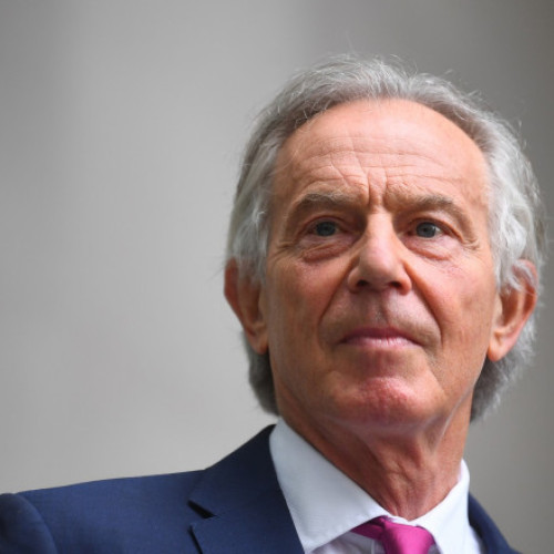 Tony Blair îi sugerează premierului Keir Starmer un plan de control al imigrației