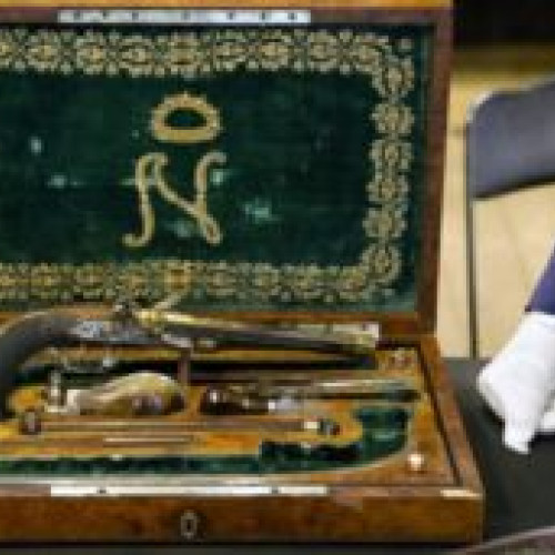 Două pistoale ale lui Napoleon Bonaparte, vândute pentru 1,69 milioane de euro
