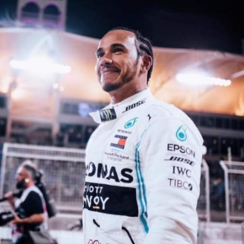 Lewis Hamilton triumfă în Marele Premiu al Marii Britanii, marcând a 104-a victorie din carieră