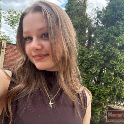 Iolanda Constantin, singura elevă de la Liceul Pedagogic "Nicolae Iorga" Botoșani cu media 10 la Bacalaureat