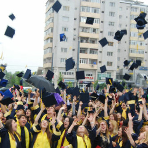 Rezultate remarcabile la Bacalaureat pentru absolvenții de liceu din Vaslui