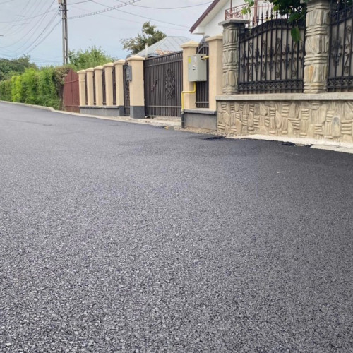 O nouă stradă din municipiul Botoșani complet asfaltată