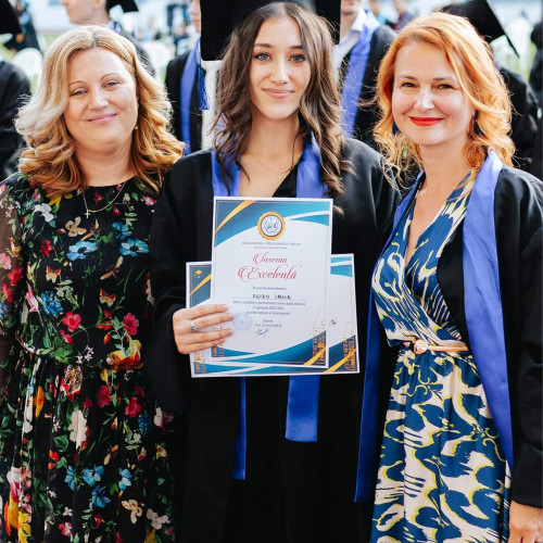 Mesaj emoționant de la o absolventă a Colegiului Național "Tudor Vladimirescu" Târgu Jiu