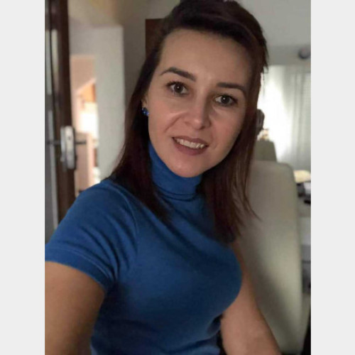 Tanără mamă din Bihor diagnosticată cu cancer își caută speranța în Turcia