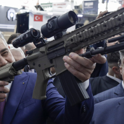 Ciolacu, despre propunerea ministrului Mediului privind urșii periculoși: „Nu va fi dat liber la împușcat urși pe teritoriul României”