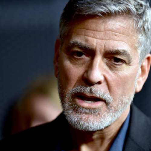 George Clooney cere retragerea candidaturii lui Joe Biden