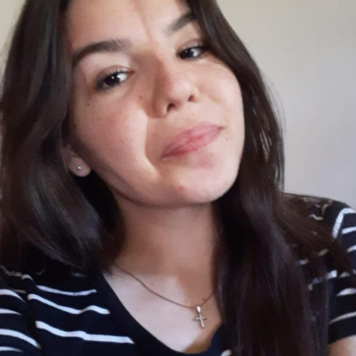 Adolescentă de 19 ani luptă pentru sănătate și visul de a deveni medic