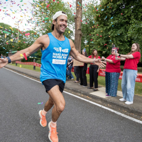 Spencer Matthews se pregătește să alerge 30 de maratoane în 30 de zile pentru a sprijini o organizație caritabilă