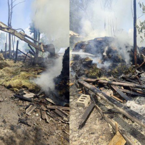 Incendiu la Garbeni: Pompierii au intervenit timp de cinci ore pentru a stinge flăcările