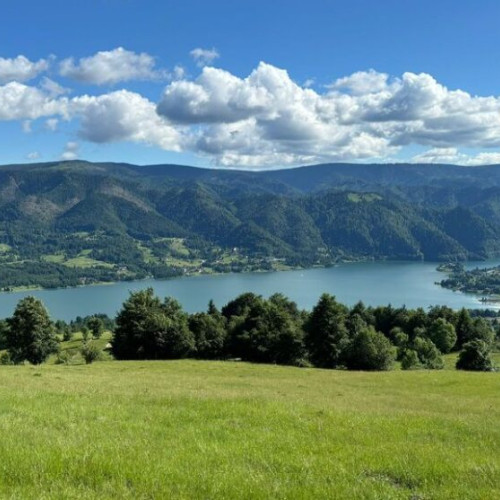 Experiențe de neuitat pe traseul Panoramic și lacul Colibița