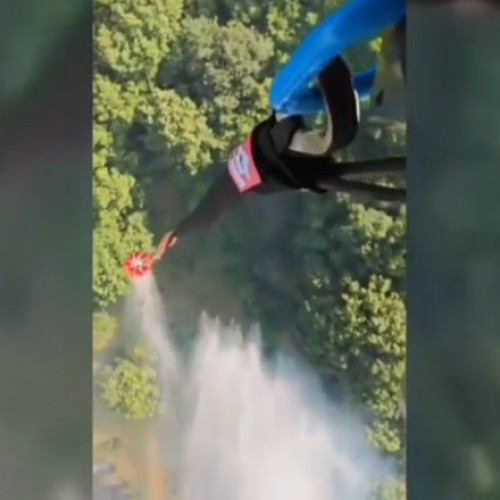 Avioane militare, trimise la granița cu Serbia pentru a stinge incendiul de pădure din Mehedinți