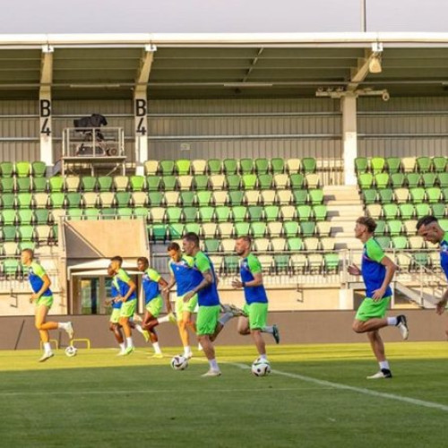 Corvinul Hunedoara debutează în Europa League contra echipei Paksi FC