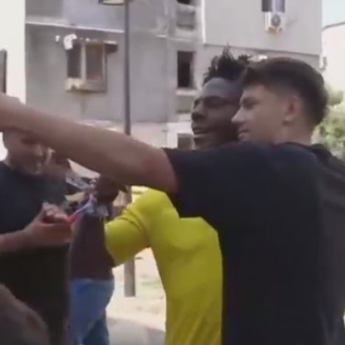 Influencer american IShowSpeed vizitează Bucureștiul și transmite live pe YouTube