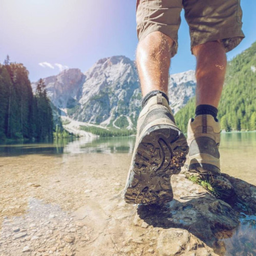 Caniculă pe crestele montane: Recomandări importante de la salvamontiști