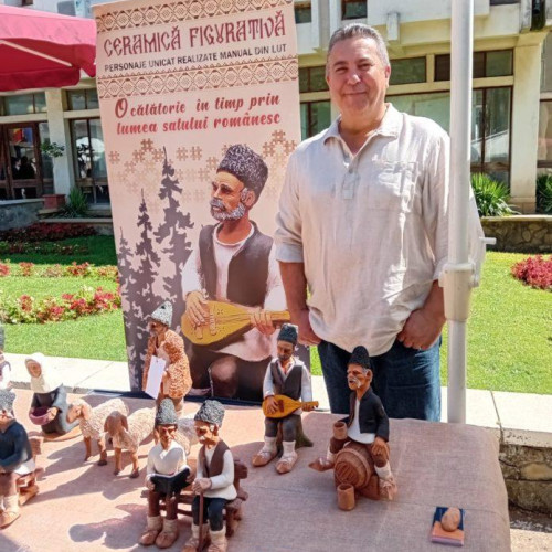 Parcul Copou găzduiește meșteri populari la Târgul Ceramicii de Cucuteni