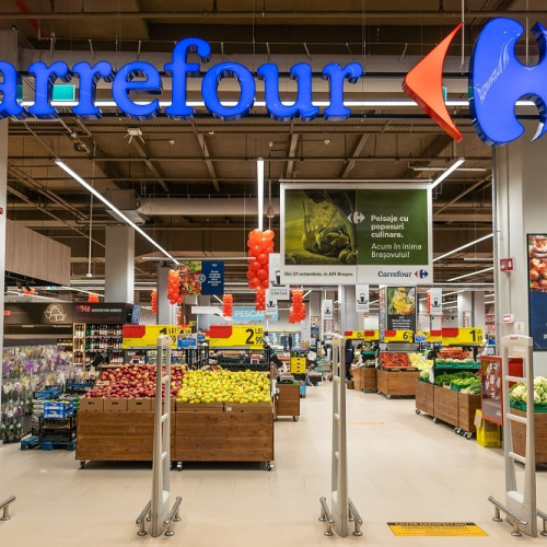 Carrefour oferă locuri de muncă cu salarii atractive și beneficii substanțiale