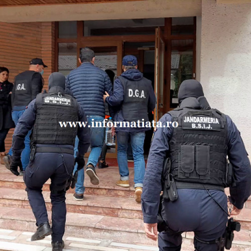 20 de inculpați trimiși în judecată de DNA în cel de-al optulea dosar de corupție de la Permise Auto Suceava