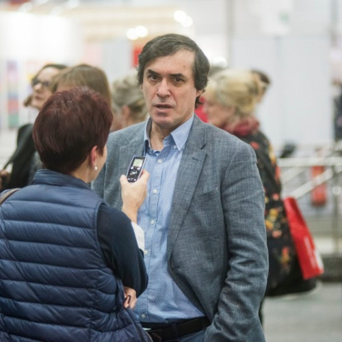 Mircea Cărtărescu își lansează traducerea în maghiară a volumului de poezii la Miercurea-Ciuc