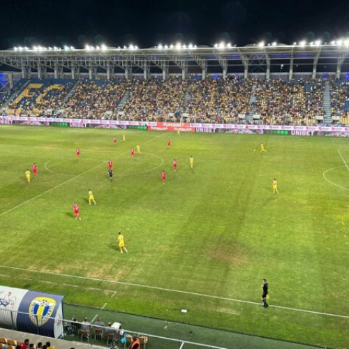 Gloria debutează cu un punct din deplasarea la Ploiești