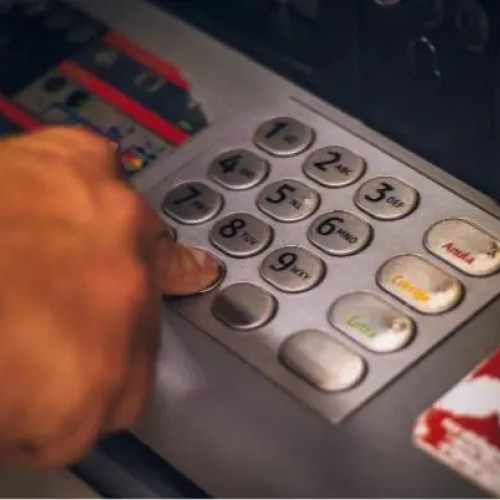 Imprumuturile online: Soluție rapidă, dar cu riscuri