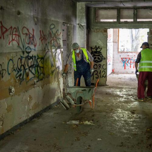 Lucrările pentru transformarea fostului Centru de transfuzii din Galați într-o creșă au început