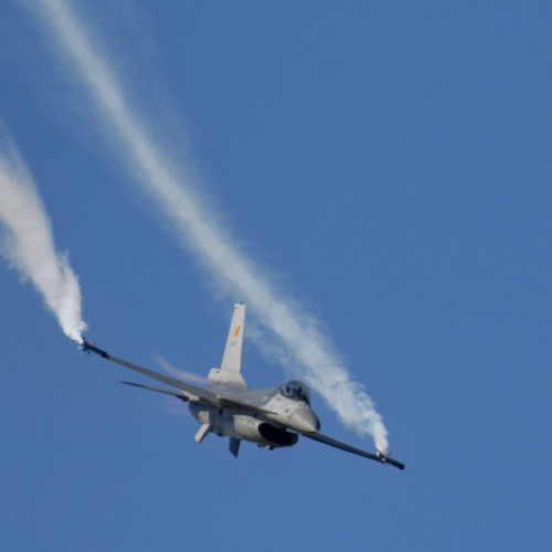 Rusia oferă recompensă pentru doborârea primului F-16 în Ucraina