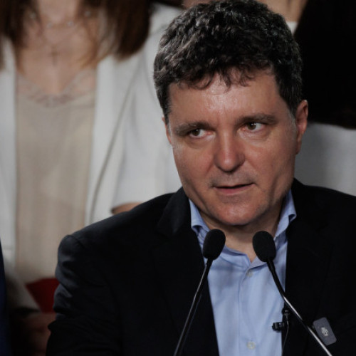 Nicușor Dan explică termenul &quot;cretini&quot; folosit într-o postare pe Facebook