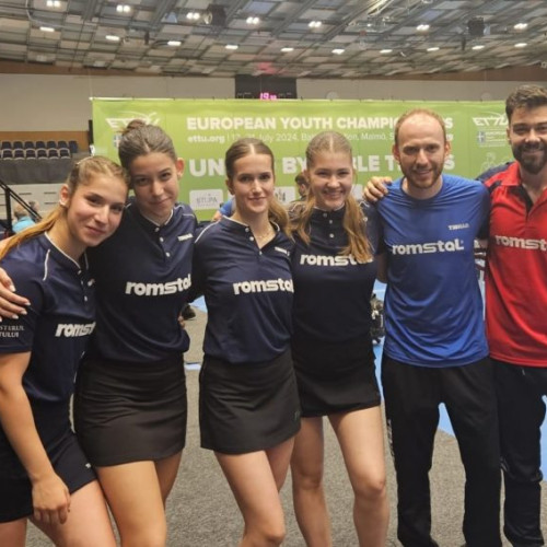 Româncele Andreea Teglas și Evelyn Ungvari s-au calificat în finala Campionatului European de tenis de masă