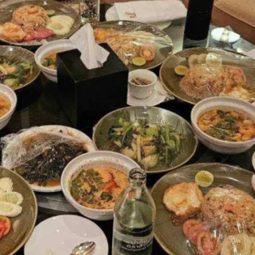 Șase vietnamezi găsiți morți într-un hotel de lux din Bangkok, otrăviți cu cianură