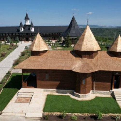 Expozitie foto-documentara despre manastirile din Vaslui