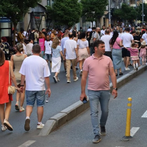 &quot;Străzi deschise, București - Promenada Urbană&quot; revine pe Calea Victoriei