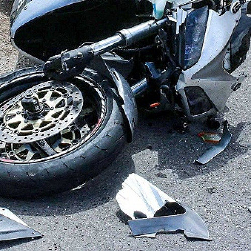 Accident rutier grav între o motocicletă și o autocisternă în Satu Mare