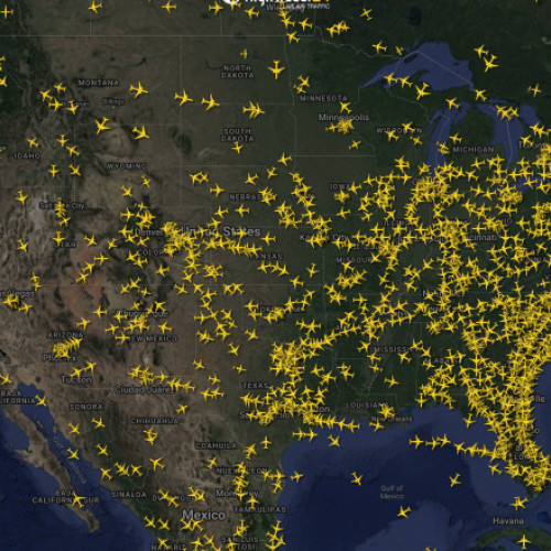 Pana informatică globală afectează zborurile, provocând suspendări masive