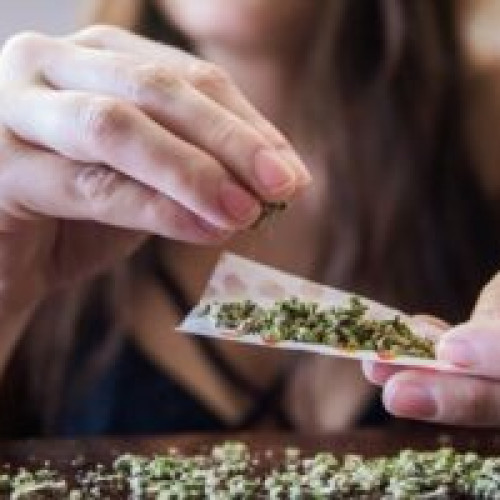 România, afectată de fenomenul consumului de droguri la vârste fragede