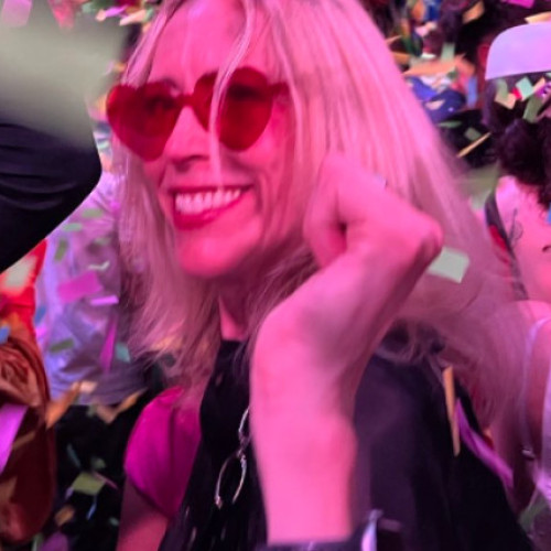 O femeie de 60 de ani își reduce vârsta biologică la 35 de ani