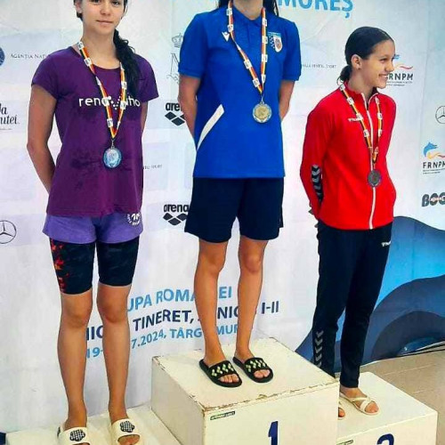 Anastasia Udroiu-Ivan strălucește la Cupa României de înot