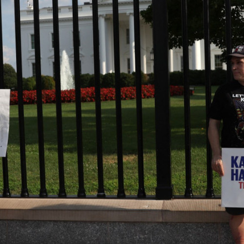 ActBlue înregistrează cea mai mare sumă strânsă într-o singură zi pentru alegerile prezidențiale din 2024