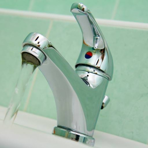 Restricții de apă în aproape 450 de localități din România